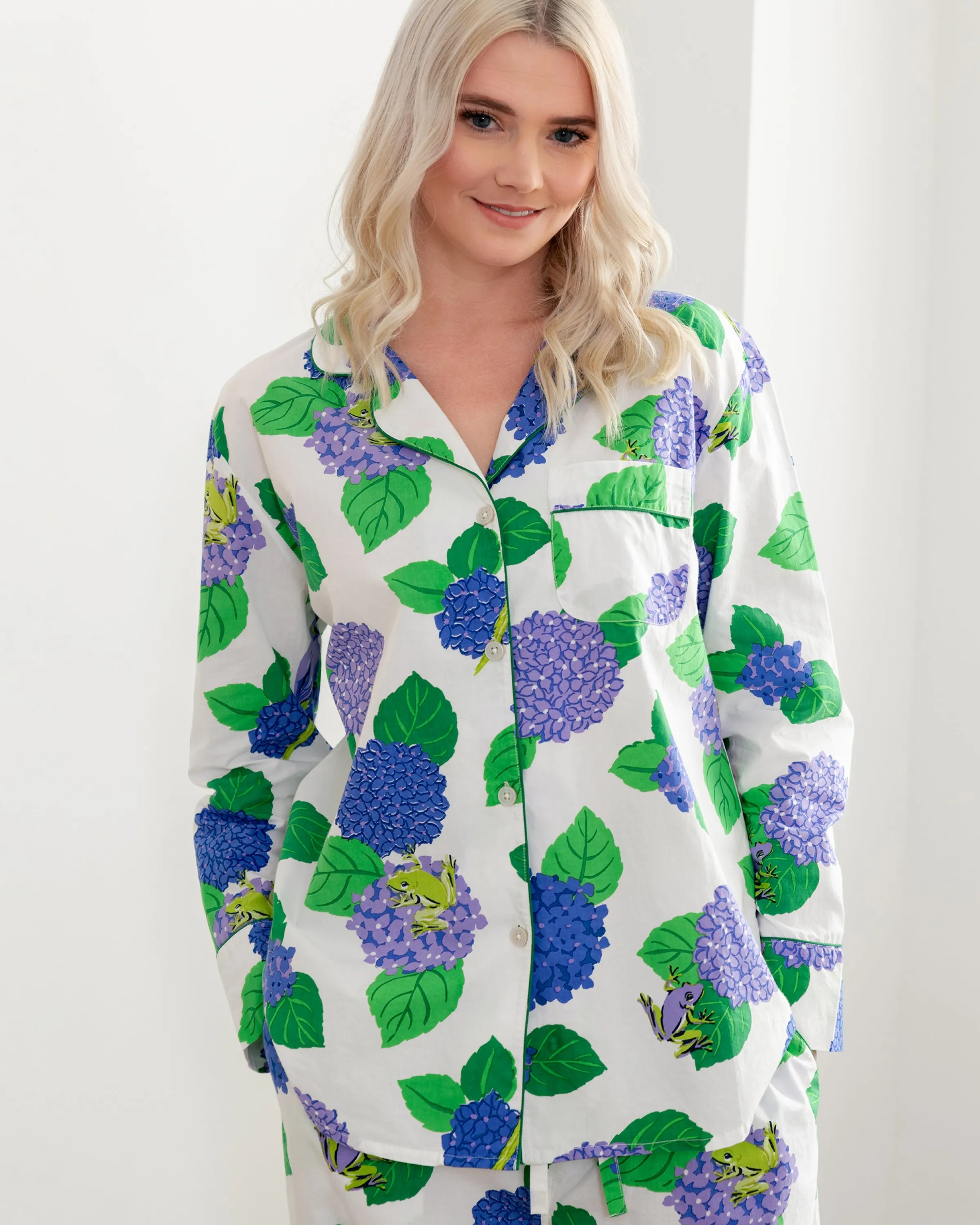 Women Printfresh Hydrangea Hideaway